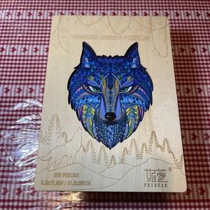 Colorful Wolf Wood Puzzle